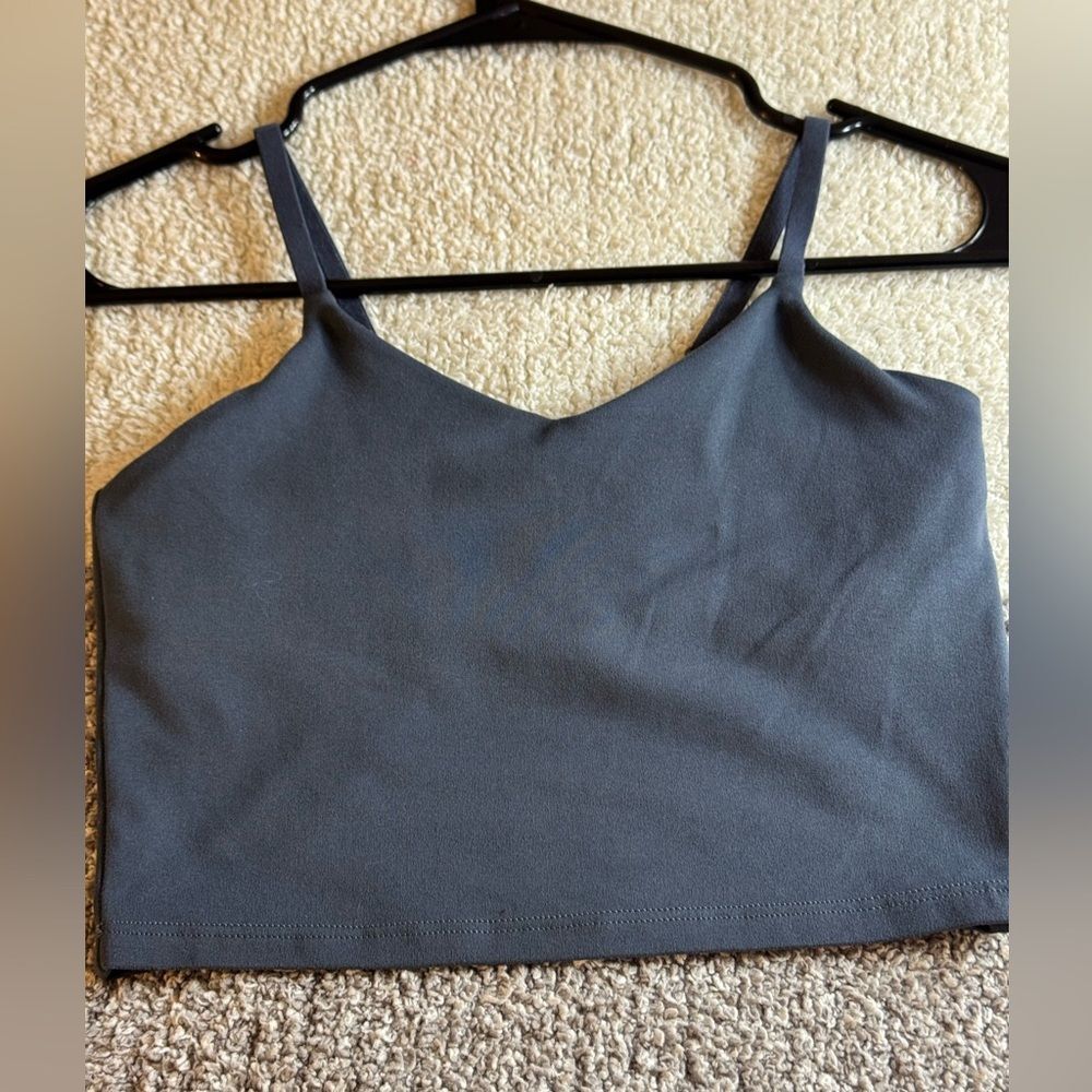 Athleta Girl Tank Top size Medium Cropped built in Bra‎ Adjustable Strap Gray
